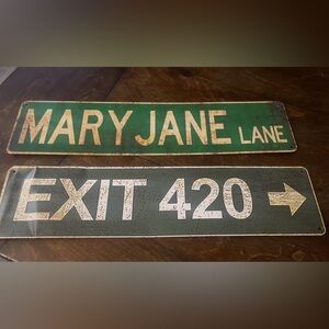 Vintage Mary Jane Street Sign Set